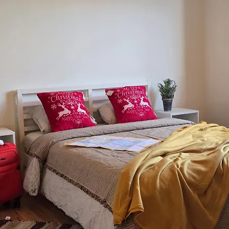 House Aparthotel