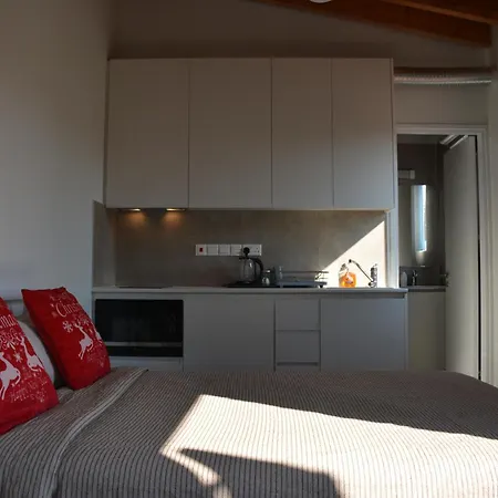 House Aparthotel 3*