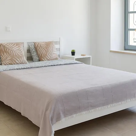 House Ξενοδοχείο με διαμερίσματα