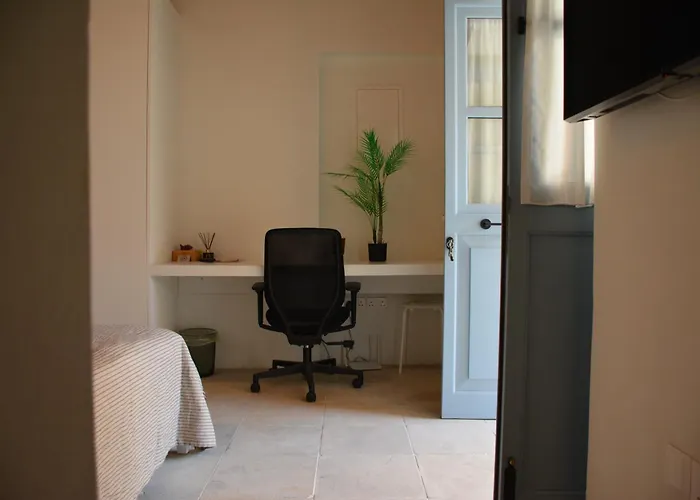 Aparthotel House Lemesos